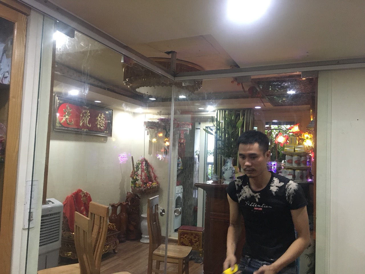 Đặc điểm nổi bật của tay nắm âm cửa kính cường lực 4 Tay nắm âm cửa kính cường lực